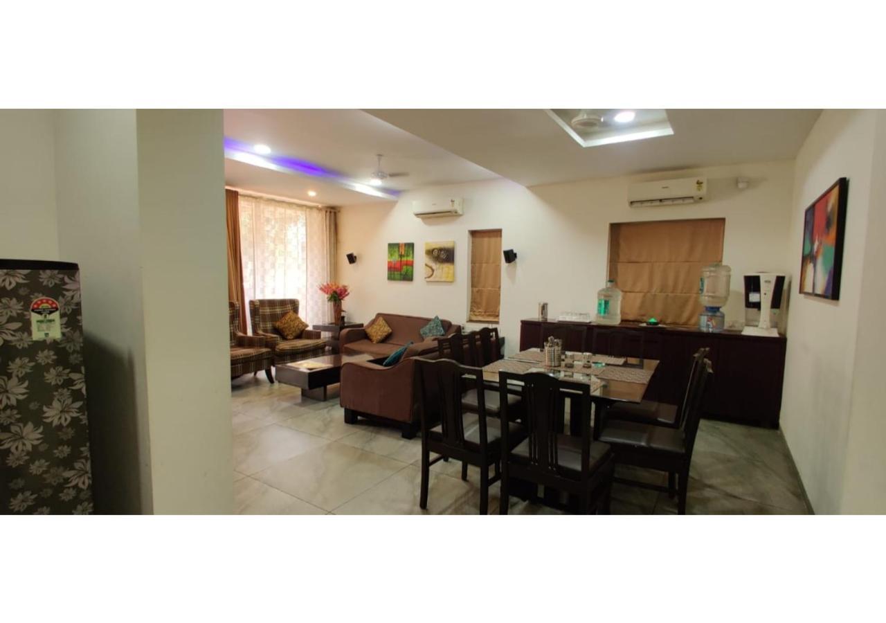 Aarju Luxurious Wave Apartment Calangute Exterior photo