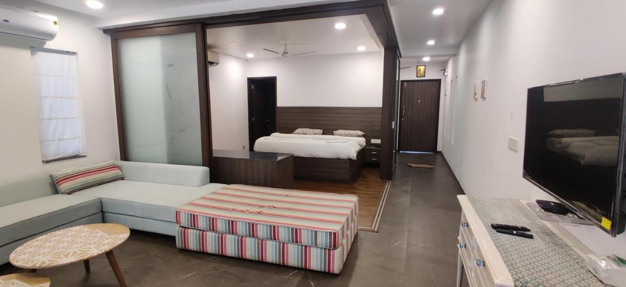 Aarju Luxurious Wave Apartment Calangute Exterior photo